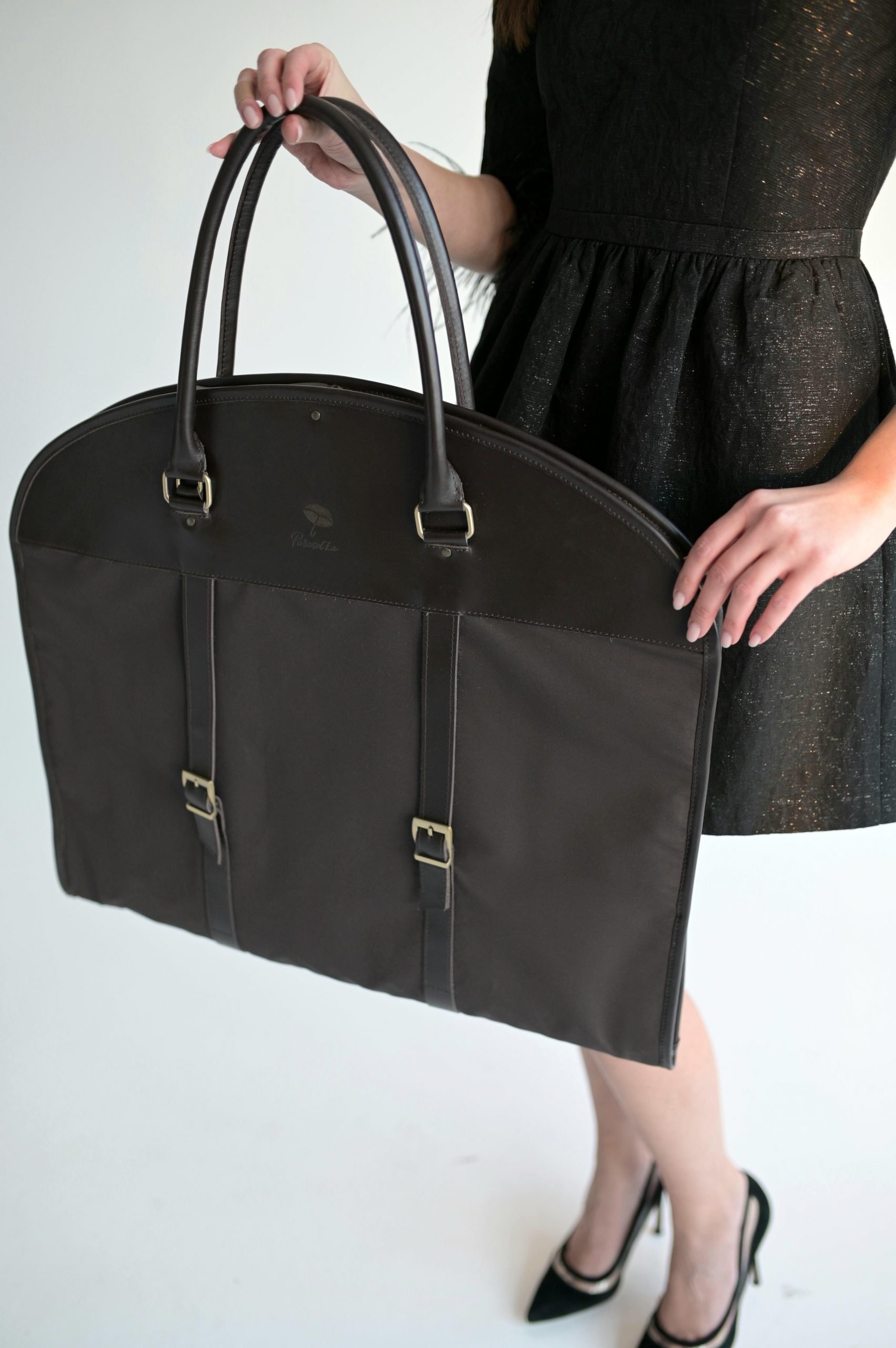 Leather briefcase Dark Chocolate 2